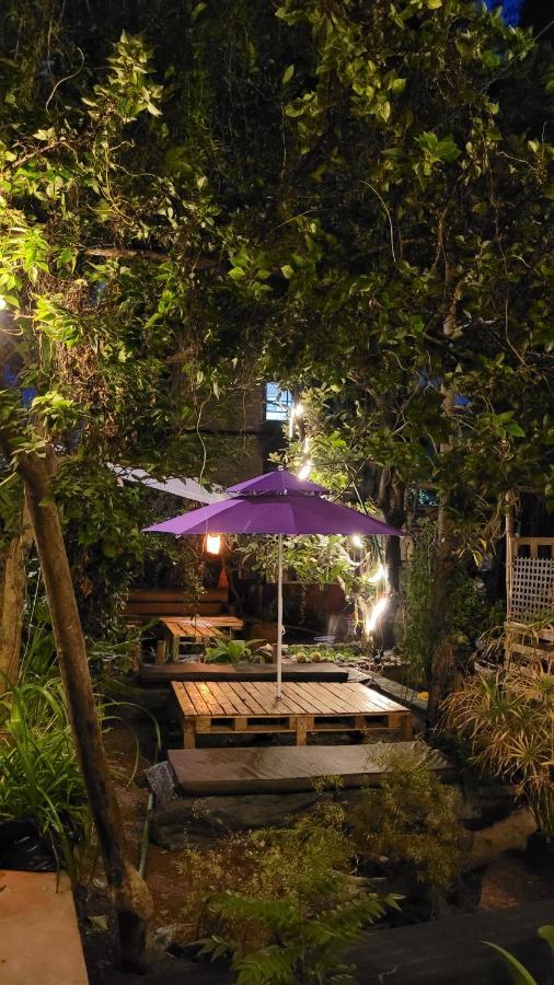 Laughing Buddha Guest House & Villa Katmandu Dış mekan fotoğraf